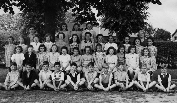 Village school Class 1 1949/50